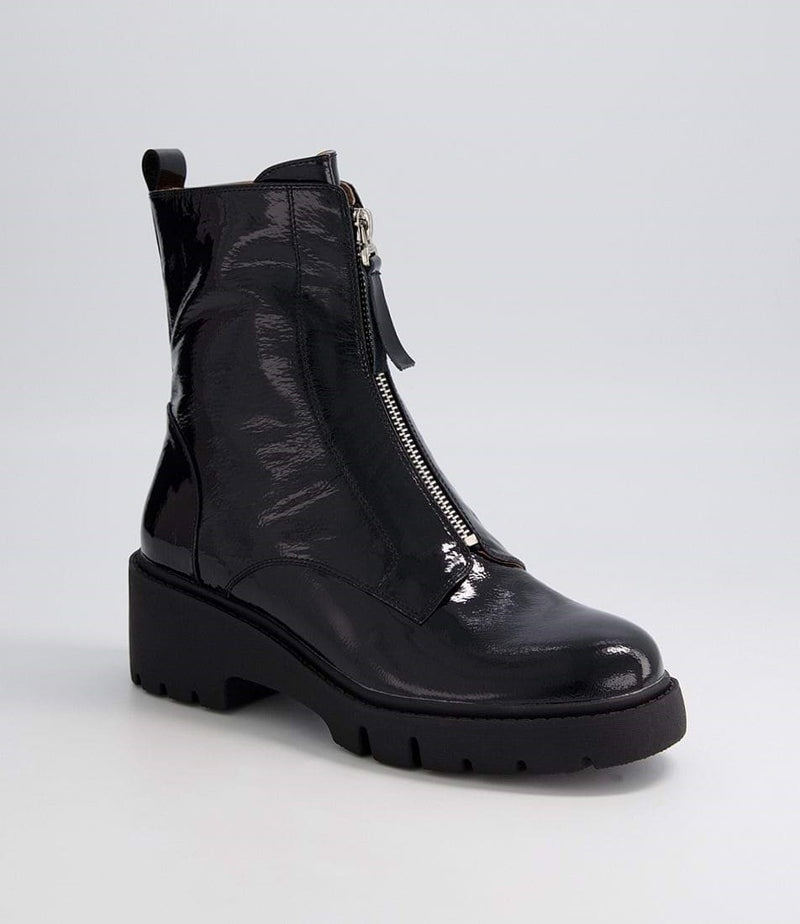 Uruba Black Patent