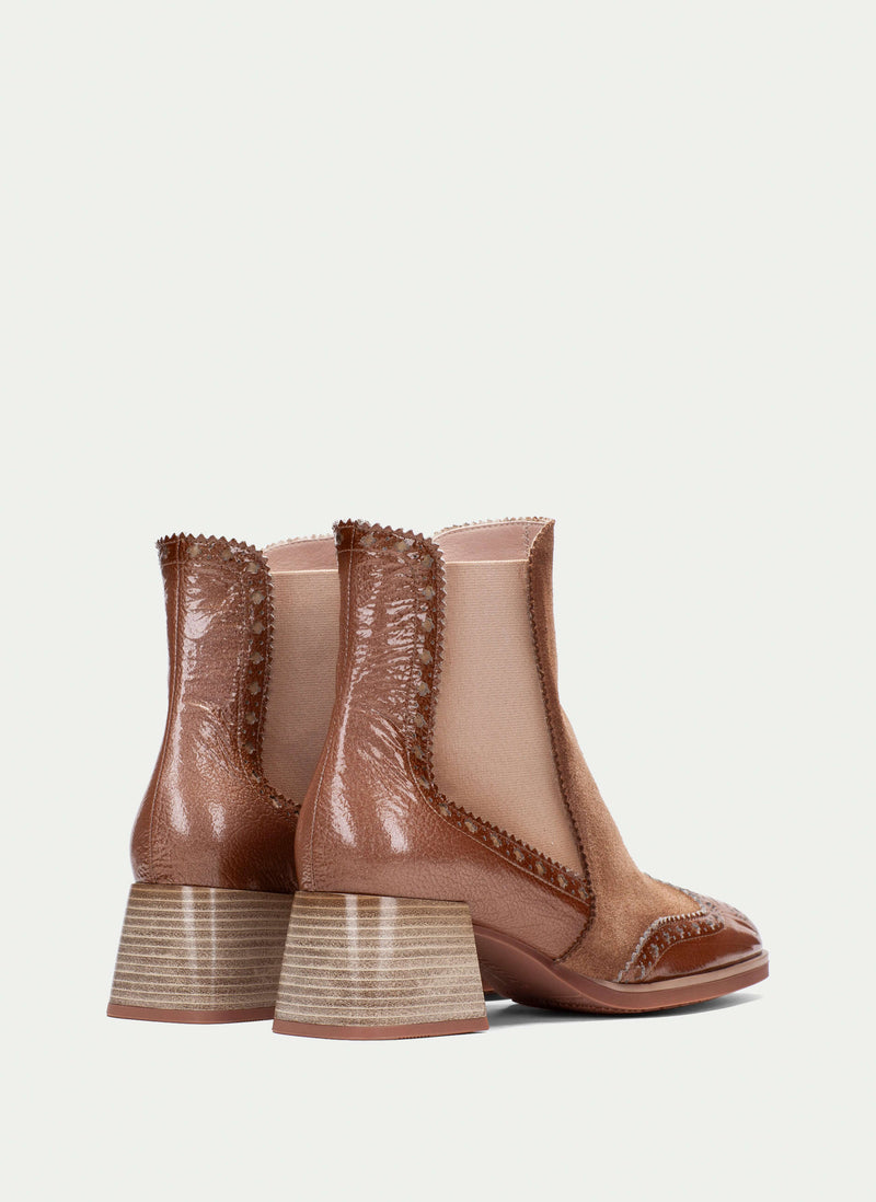 HI243588 Milan Almond Velour Almond