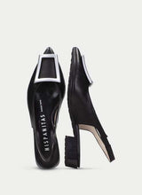 Lila Black HV264849