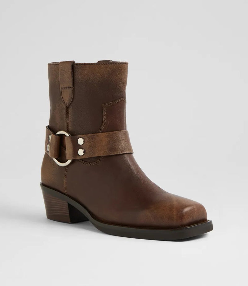 Harlee Smokey Brown