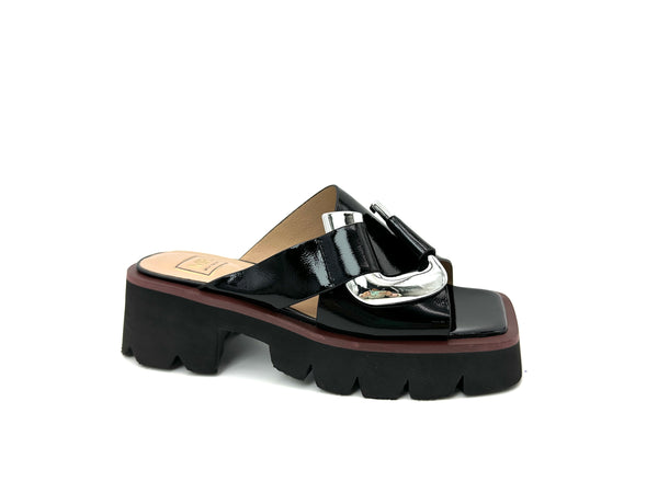 Dune Black