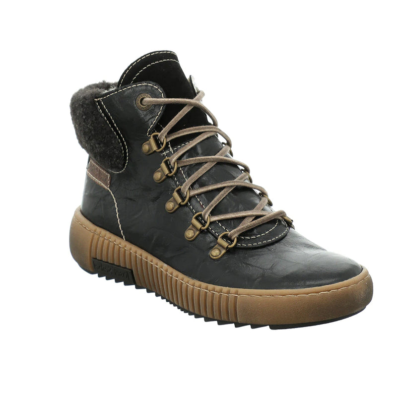 Maren 17 Black
